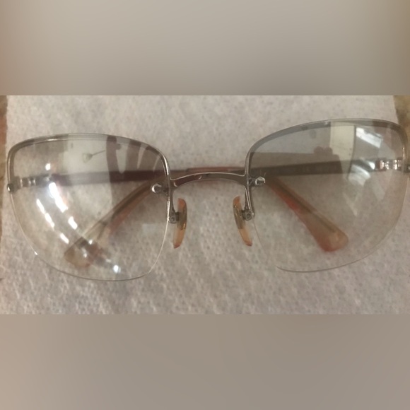 Coach Sunglasses with Case - Picture 8 of 8